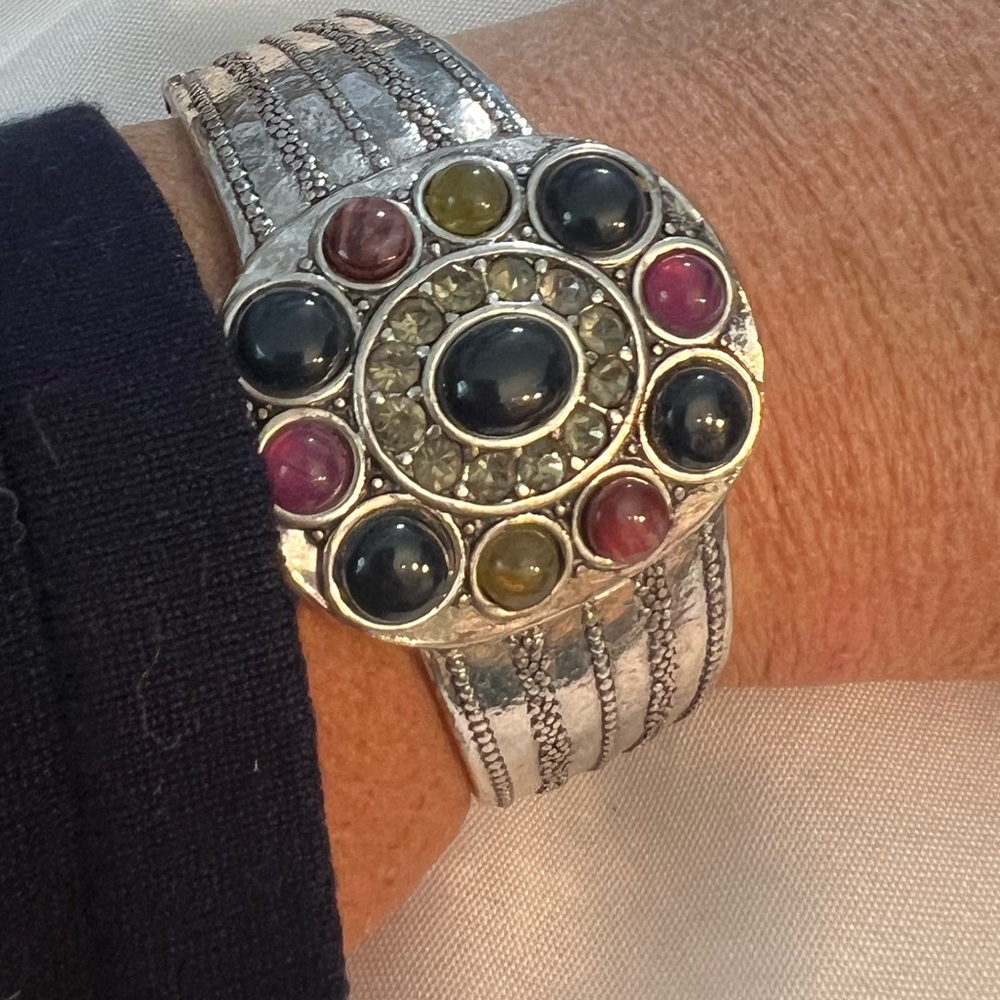 Chicos brand Emilee silver bangle bracelet